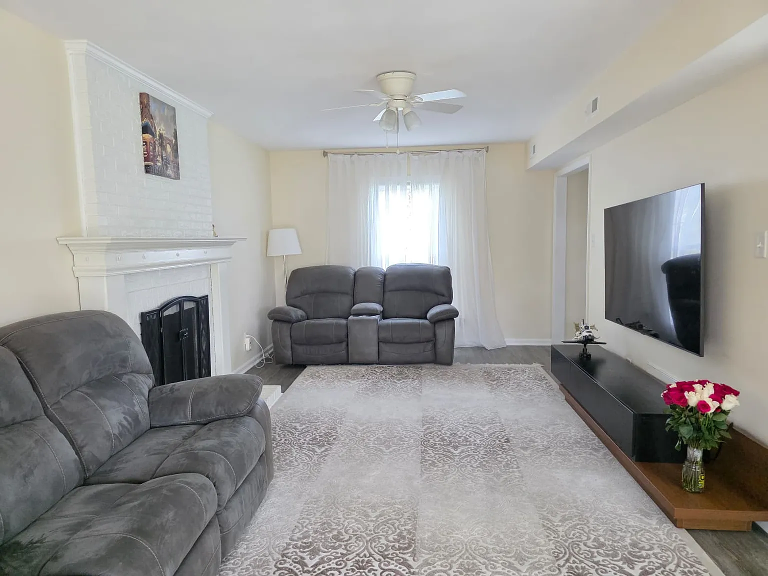 3 bed, 1639 sqft, $2,500 — Photo 4