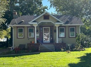 2816 5th St, Peru, IL 61354