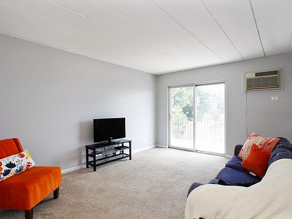 2nd image of 320 Circle Ave APT 503