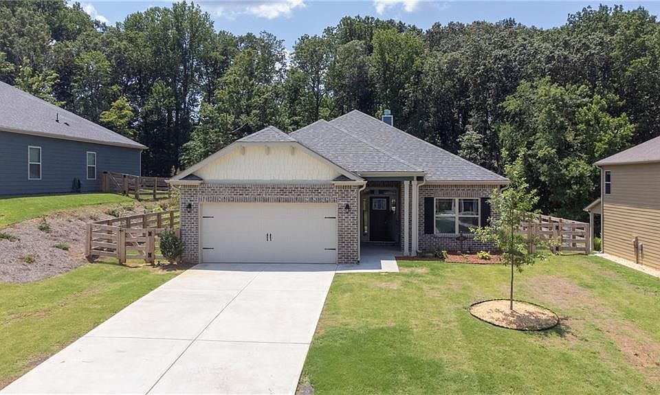 1st image of 89 Pinion Dr