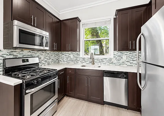 Kitchen, photo 1