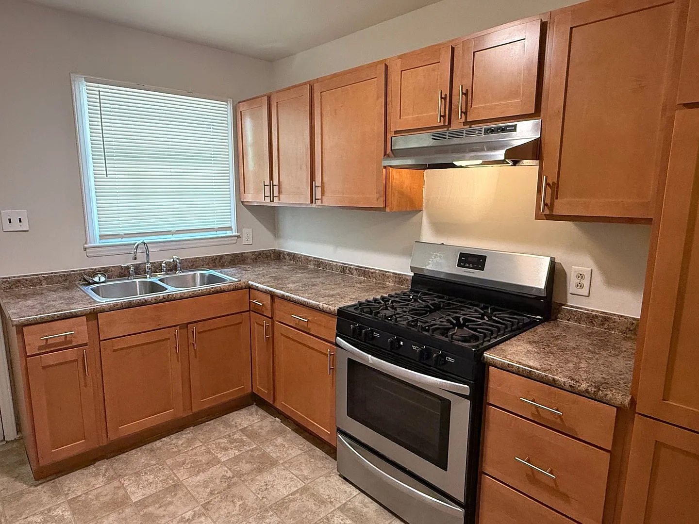 BH-beal3721 — Photo 3