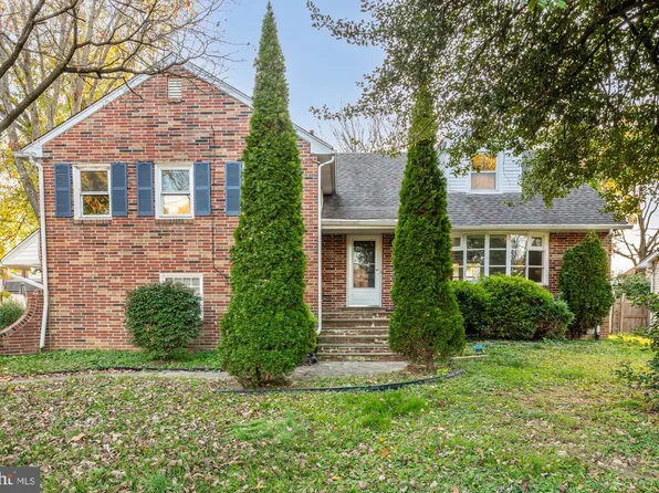 110 Marshall Ave, Collingdale, PA 19023