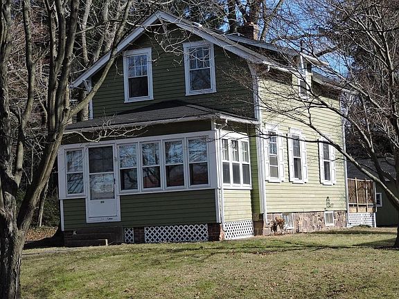 2nd image of 277 N Lincoln Ave