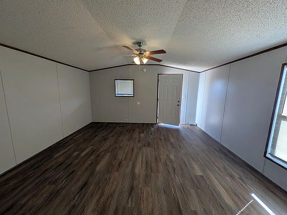 3rd image of 1010 Reservation Rd #G08