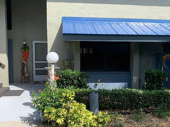 2nd image of 1411 NE 14th Ct #14P