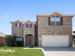 6220 Chalk Hollow Dr, Fort Worth, TX 76179