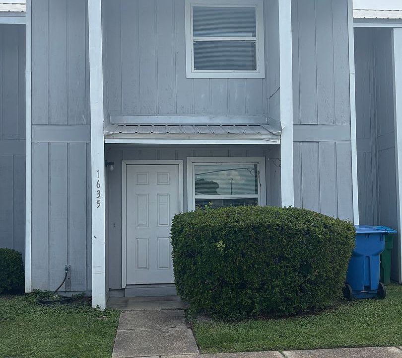 1st image of 1635 N James Ave