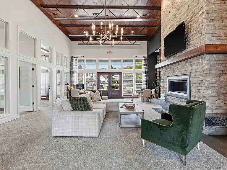 The Reserve at Elm — Photo 28