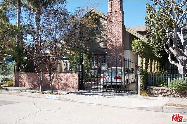 1st image of 903 Palms Blvd