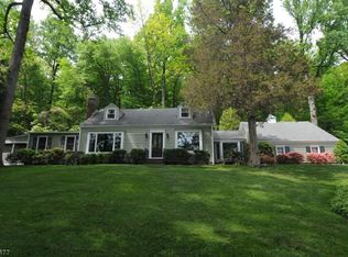 107 Mountainside Rd, Mendham, NJ 07945