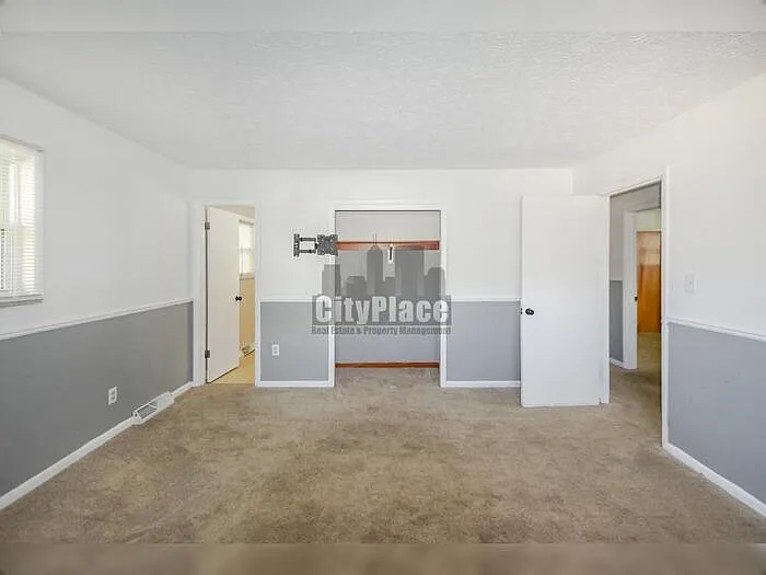 636 Oak Dr — Photo 23