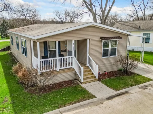 173 Northshore Rd, Elgin, IL 60123