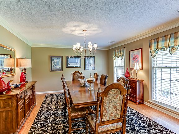 4th image of 2187 Prestwick Dr