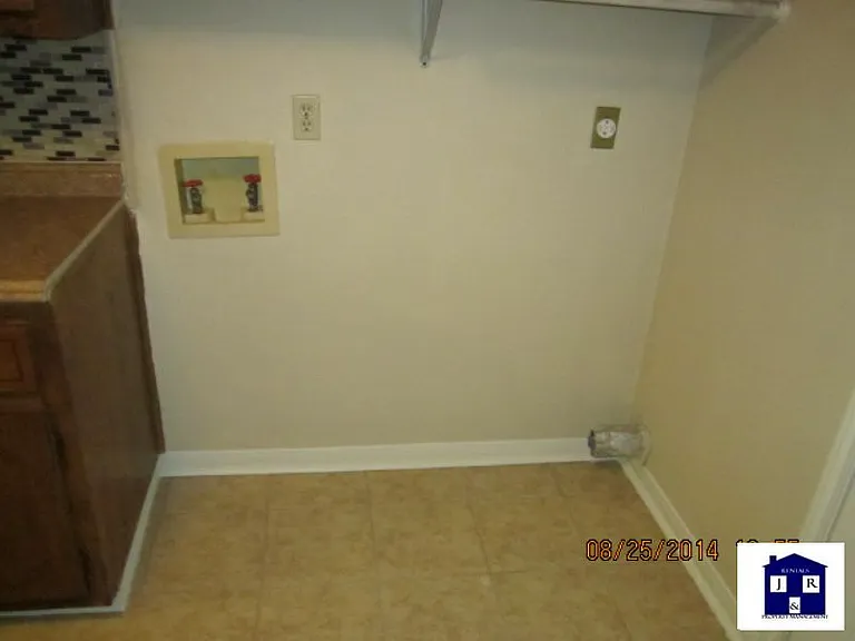 403 Northern Dove Ln #A — Photo 8