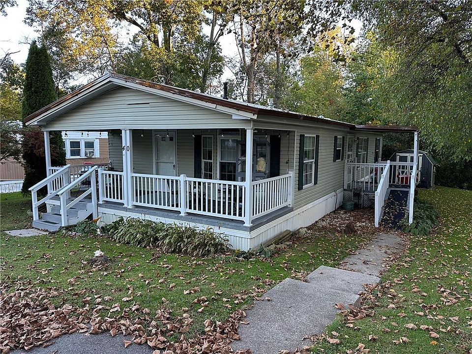 1st image of 40 Hickory Hills Dr