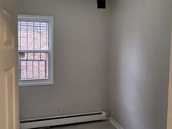 4th image of 86 Wilson Pl #1