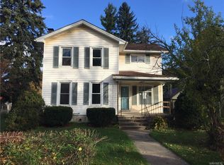 228 Highland Ave, Medina, NY 14103