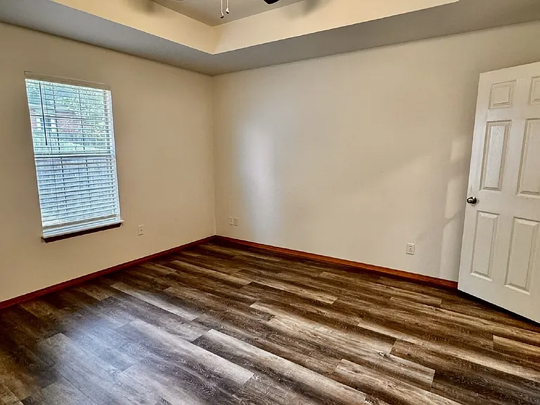 19 Holly Dr #A — Photo 8
