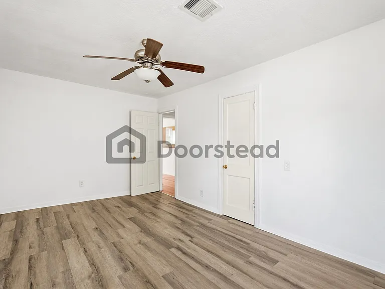 6517 Texarkana St — Photo 5