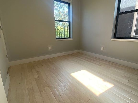 4th image of 980 Findlay Ave #3B