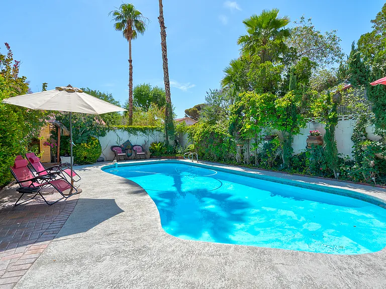 5843 Thor Dr — Photo 39