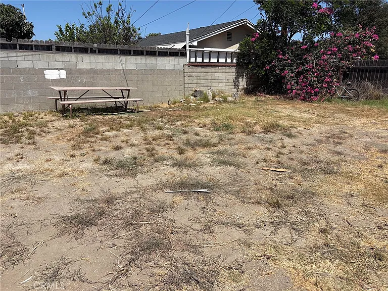 13727 Fairford Ave — Photo 13