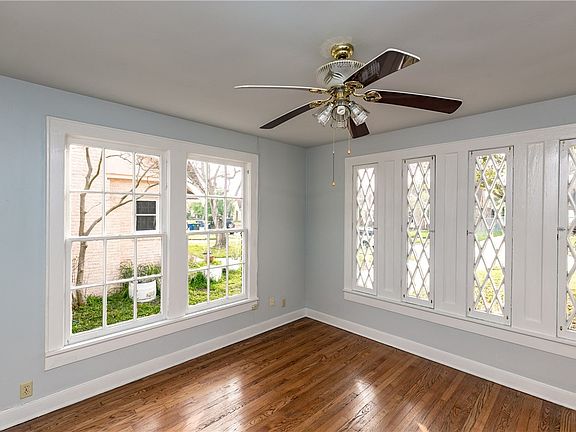 5th image of 332 Clifford St