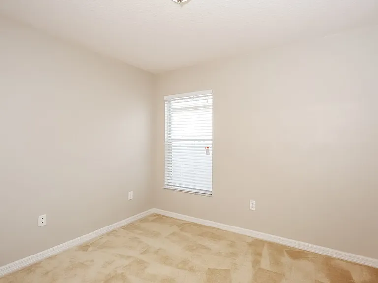 7002 Crown Lake Dr — Photo 13