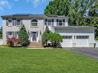 6 Marybeth Ct, Jackson, NJ 08527