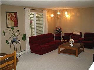 3rd image of 18100 15th Ave NE Unit B106