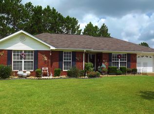 2101 Walberg Dr, Hinesville, GA 31313