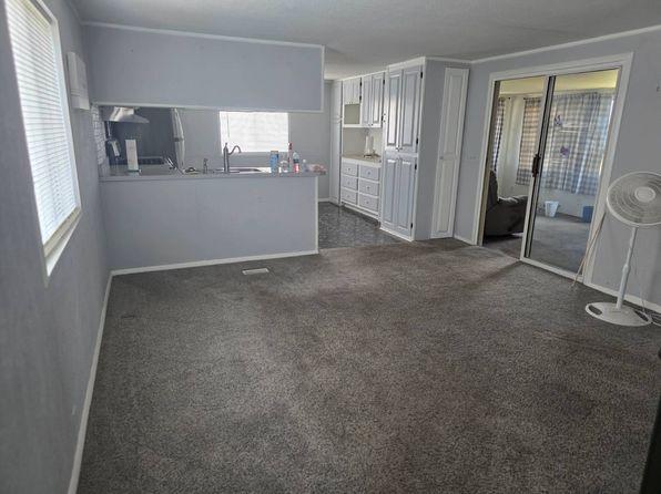2920 Azalea Run Ln, Ruskin, FL 33570