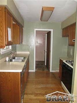 4th image of 20318 Hugh St