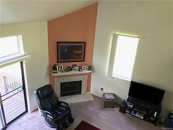 5th image of 5224 Country Wood Ln