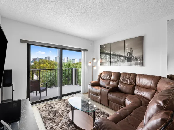 900 River Reach Dr, Fort Lauderdale, FL