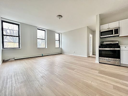 1st image of 152 Parkside Ave APT 3J