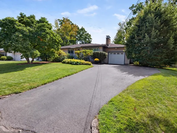 201 Paquette Avenue, Manchester, NH 03104