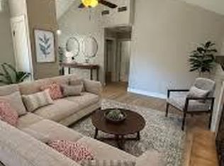 420 S Las Vegas Trl #1, Fort Worth, TX 76108