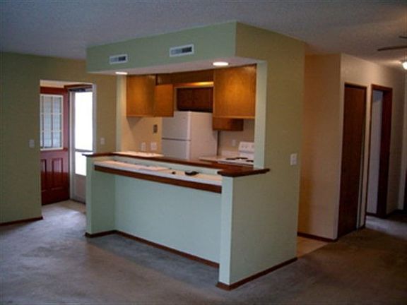 2nd image of 124 Victory Way