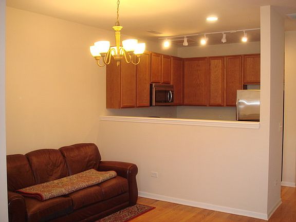 3rd image of 3149 W Lexington St Unit 2