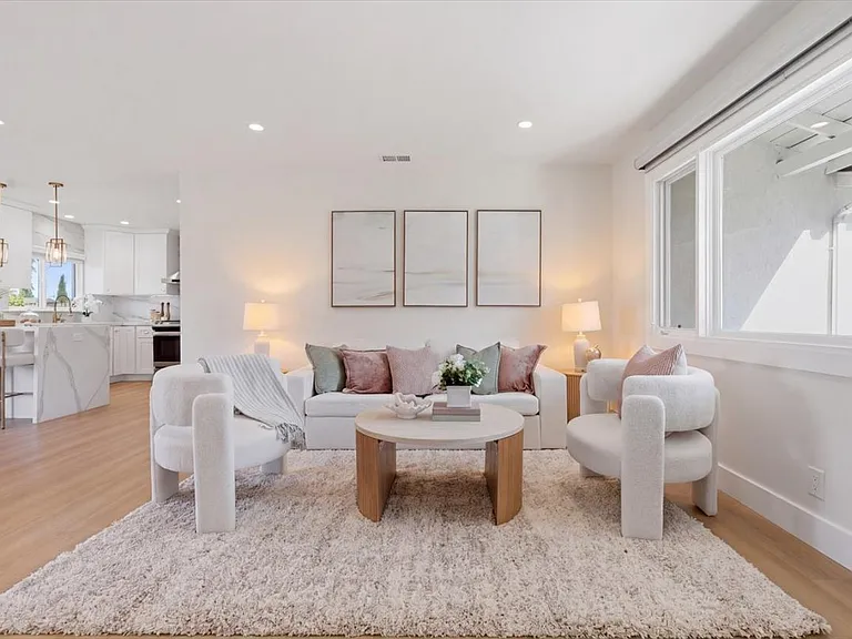 7947 Serena Ct — Photo 9