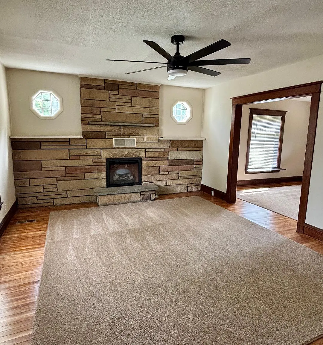 3 bed, 1344 sqft, $1,750 — Photo 3