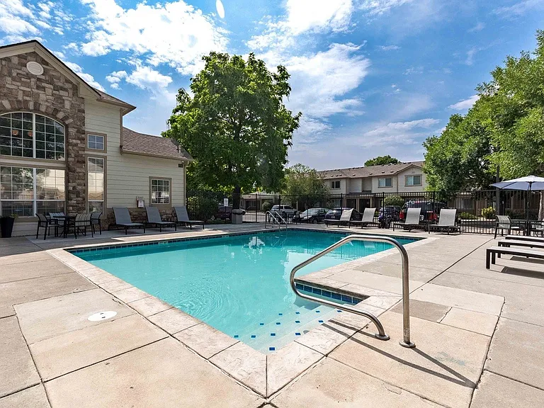 Reserve at Centerra Apartments — Photo 5
