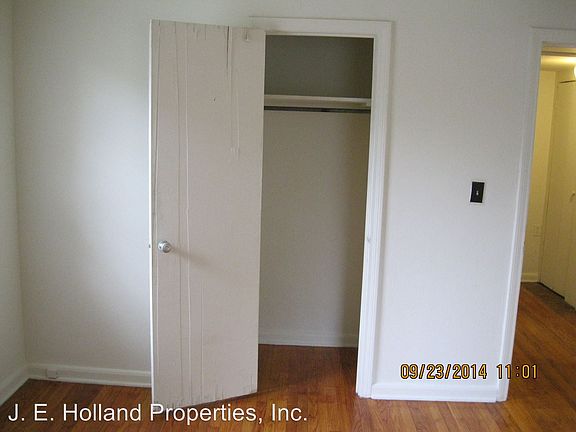 4th image of 6310 Eastwood Ln