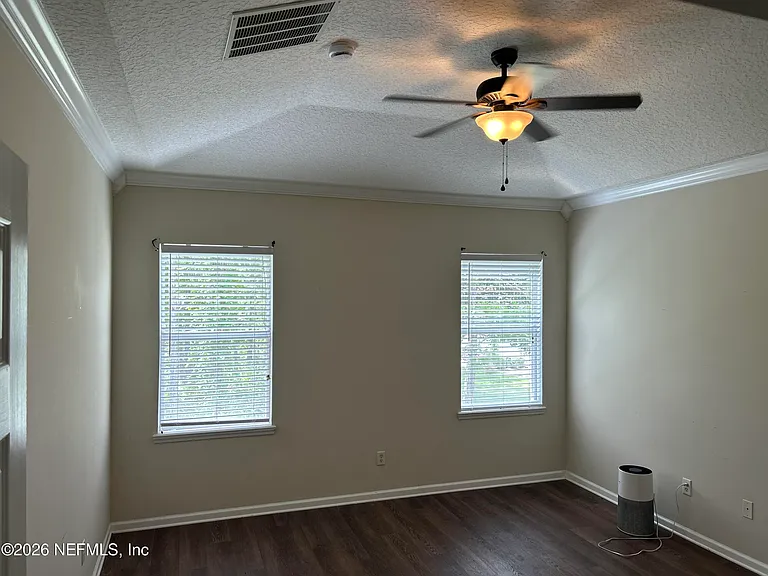 8584 Tower Falls Dr — Photo 8