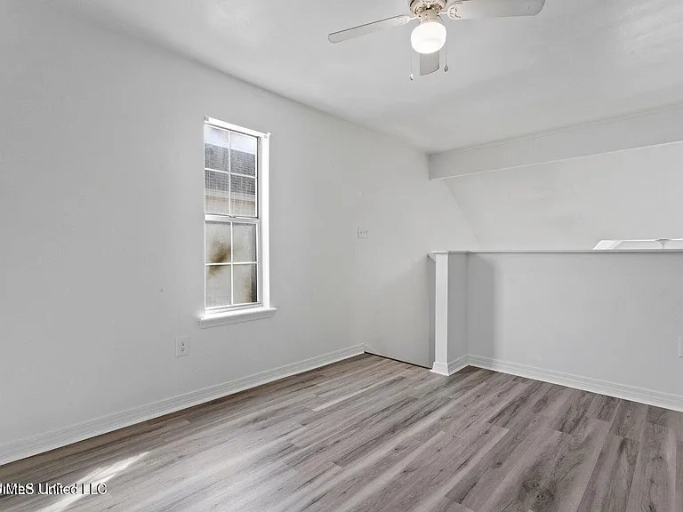 1706 James Buchanan Dr — Photo 13