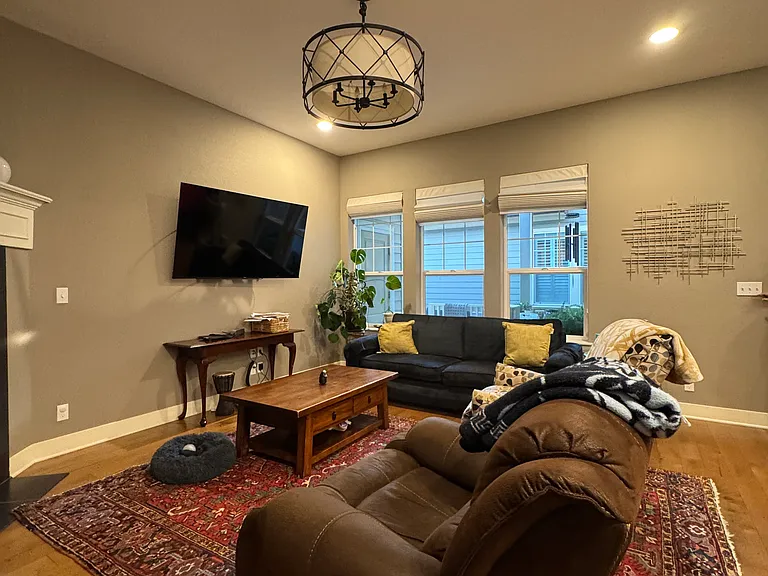 8034 E 31st Ave — Photo 38