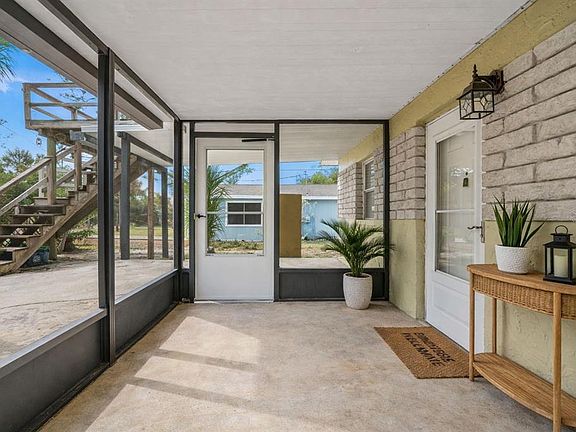 4th image of 4489 Fishman Ave