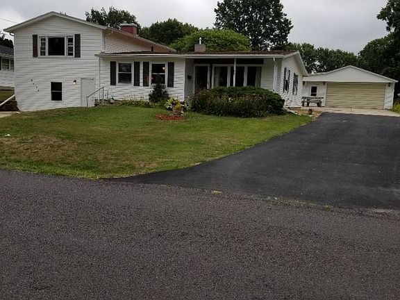 2nd image of 1259 Maple Ave